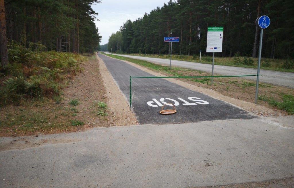 The “Ventiņi-lībieši” Cycle and Foot Path stop sign
