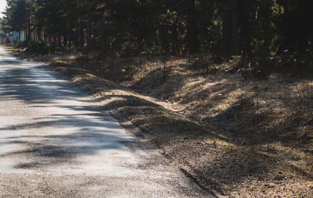 Ventiņu-lībiešu gājēju un velosipēdu celiņš pirms izbūves