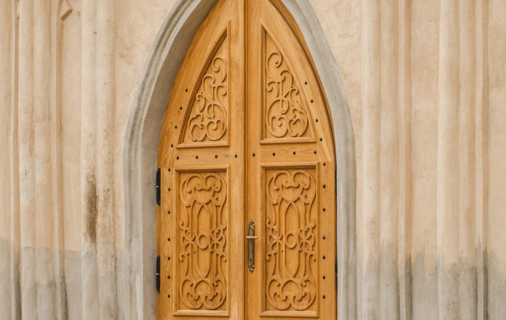 The front door of the Preiļi manor