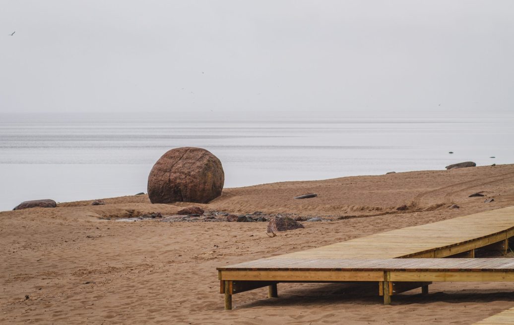 Lauču dižakmens at the Skulte beach