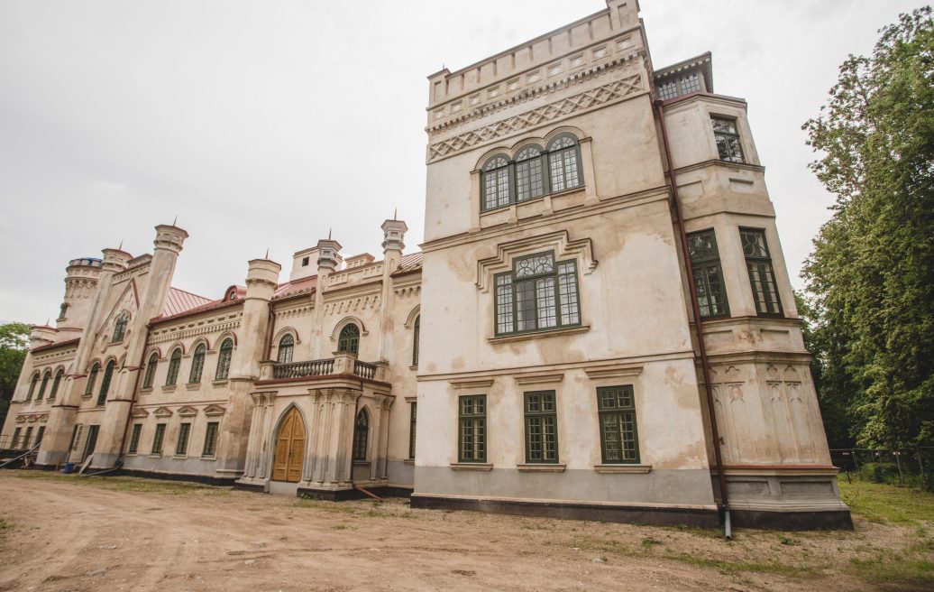 Preiļi manor complex before restoration works