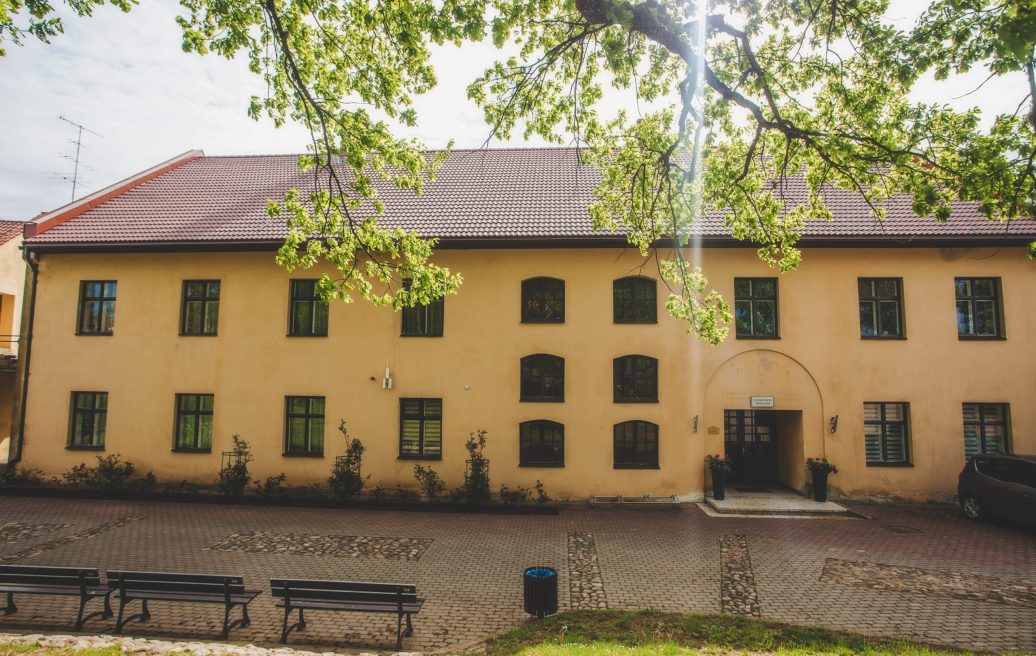 The Šlokenbeka Manor Ensemble building