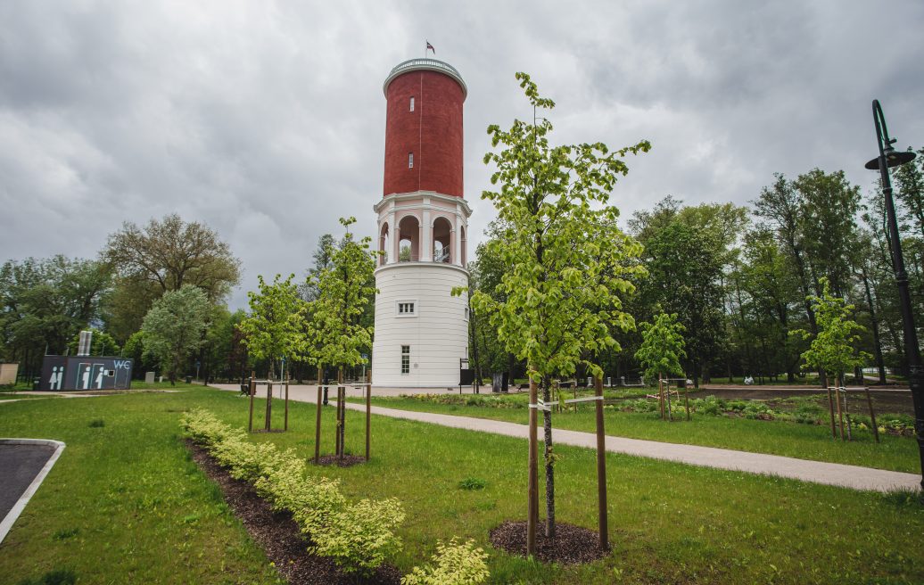 Kemeri water tower in the landscape