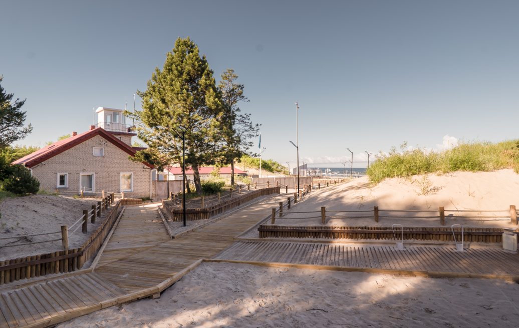 The paths built by the beach of the historical center of Liepāja for the convenience of visitors