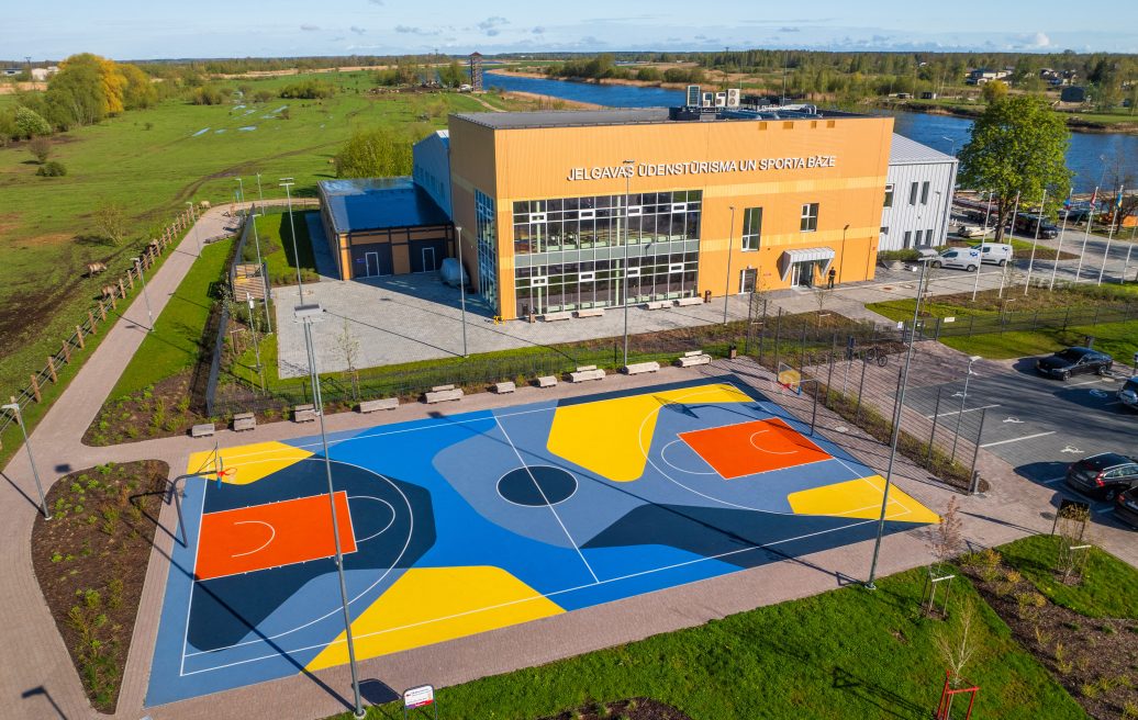 Water Tourism and Sports Center from the front with a basketball court
